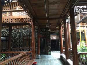 苗族少女赤身露体团体裸浴清纯脱俗似仙女