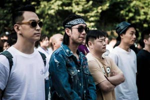 猖狂一夜！3队业务独行侠700万得2米21伟人考辛斯退换经纪人