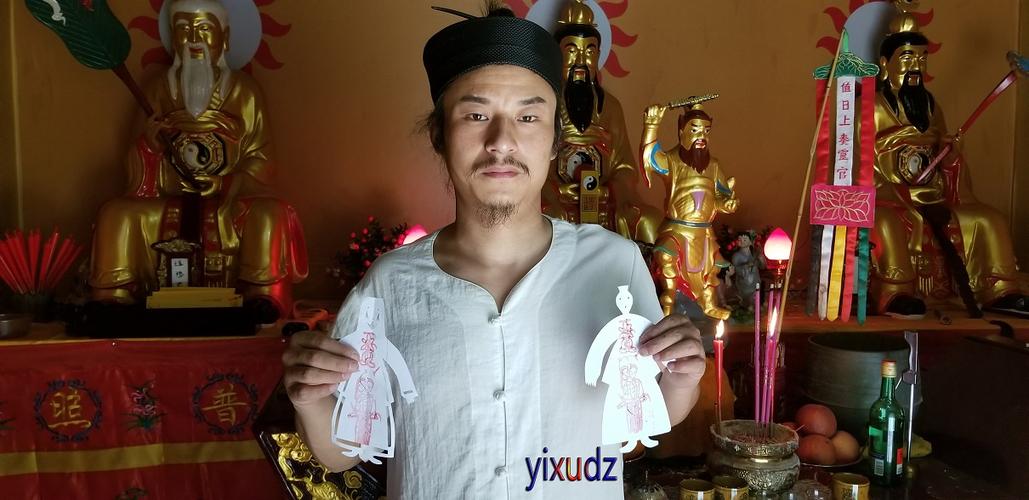 清点十大凶恶的苗族蛊术中情蛊会撕心裂肺寻短见身亡